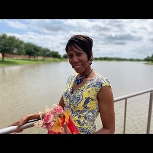 Meet your Posher, Theodora